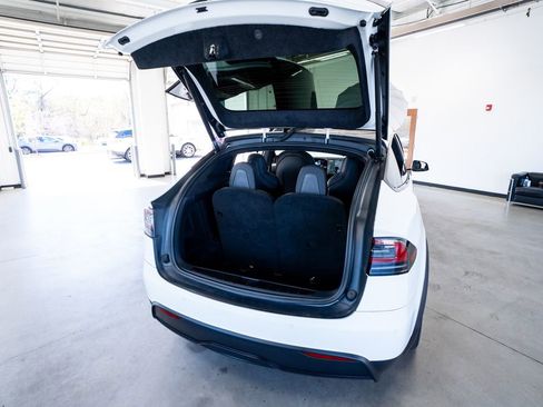 Used 2022 Tesla Model X Plaid image 51