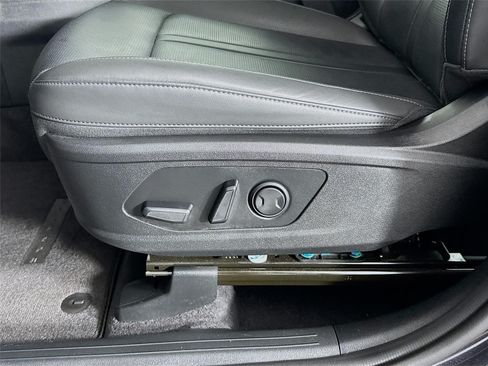 Certified 2025 Kia Sorento EX FWD image 20