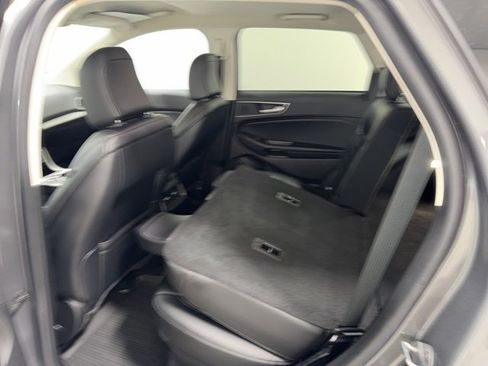 Used 2024 Ford Edge SEL w/ Convenience Package image 35