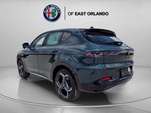 New 2026 Alfa Romeo Tonale w/ Active Assist Package AWD/4WD image 5