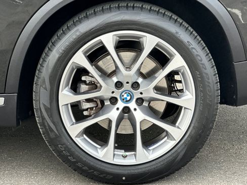Certified 2023 BMW X5 xDrive45e w/ Climate Comfort Package image 38