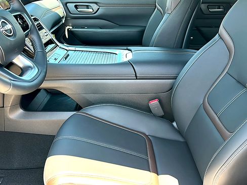 New 2026 Nissan Armada SL AWD/4WD image 10