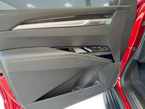 Used 2026 Cadillac Escalade ESV 2WD w/ LPO, Floor Liner Package image 14
