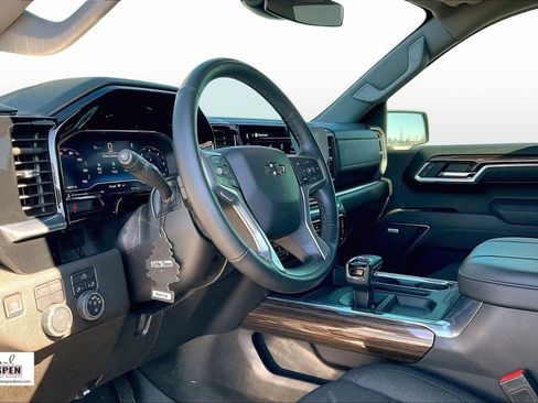 Used 2025 Chevrolet Silverado 1500 RST image 13