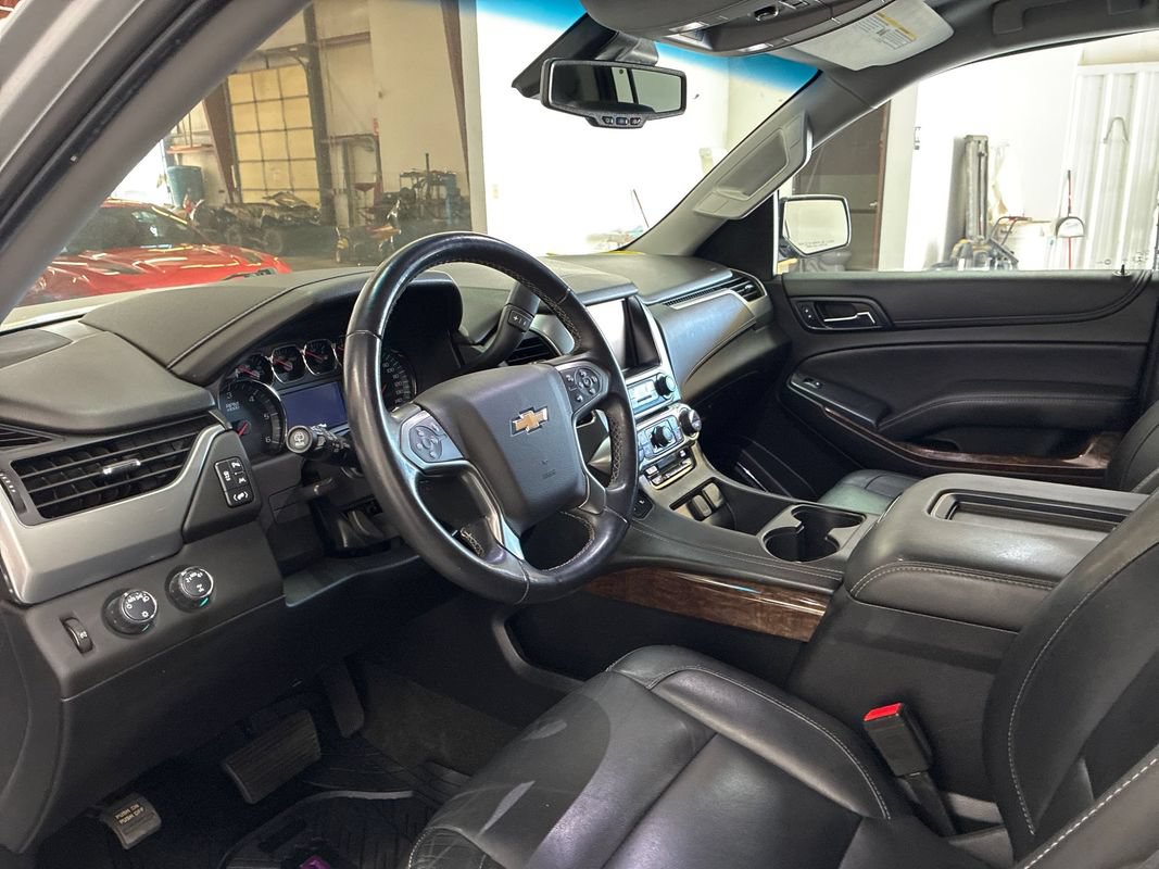 Used 2018 Chevrolet Suburban LT AWD/4WD image 8