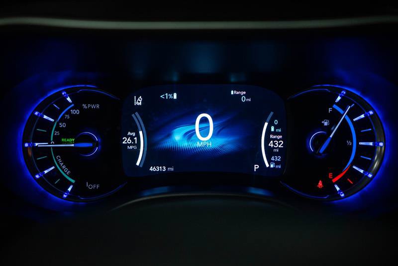 Used 2024 Chrysler Pacifica Limited FWD image 17