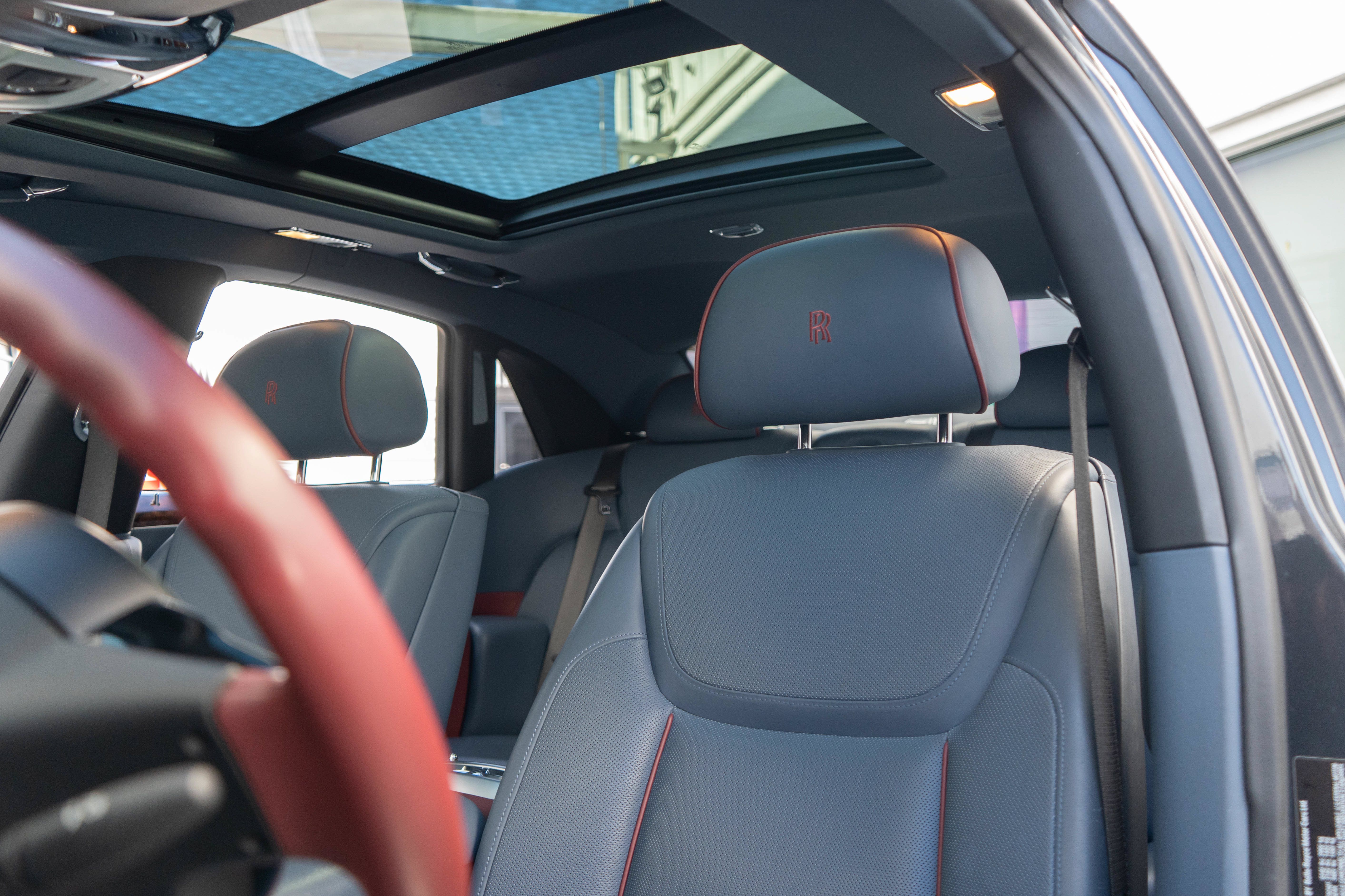 Used 2017 Rolls-Royce Ghost RWD image 9