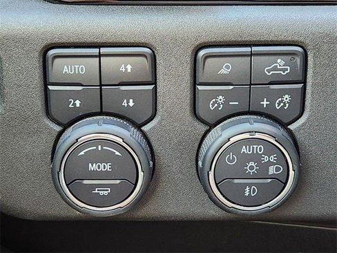 Certified 2024 Chevrolet Silverado 3500 LTZ w/ LTZ Plus Package image 22