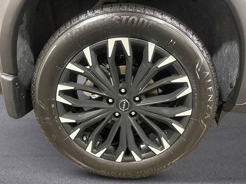 New 2026 Nissan Rogue SV AWD/4WD image 9