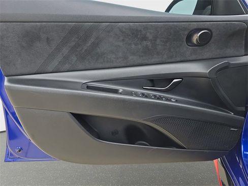 Used 2022 Hyundai Elantra N Base image 29
