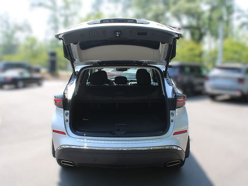 Used 2019 Nissan Murano SL w/ SL Technology Package FWD image 9