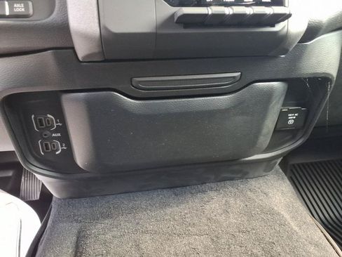 New 2026 RAM 1500 Tradesman AWD/4WD image 12