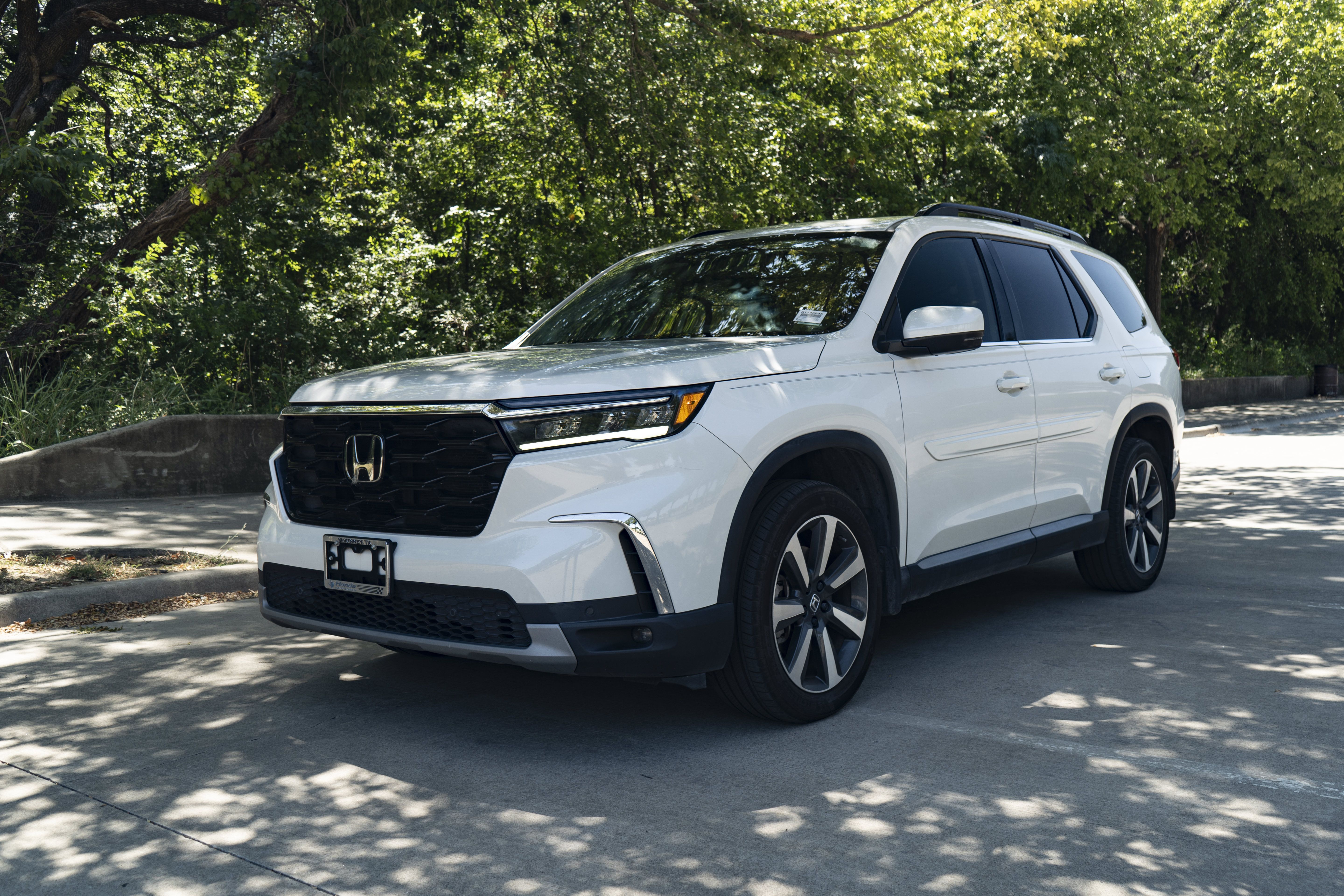 Certified 2023 Honda Pilot Touring image 5