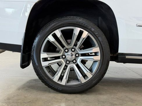 Used 2018 GMC Yukon Denali w/ Denali Ultimate Package image 9