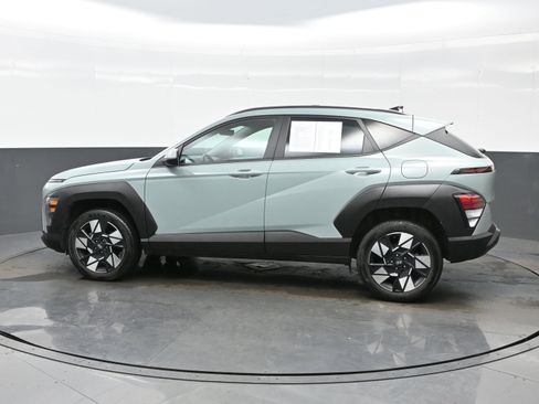 Certified 2025 Hyundai Kona SEL image 3