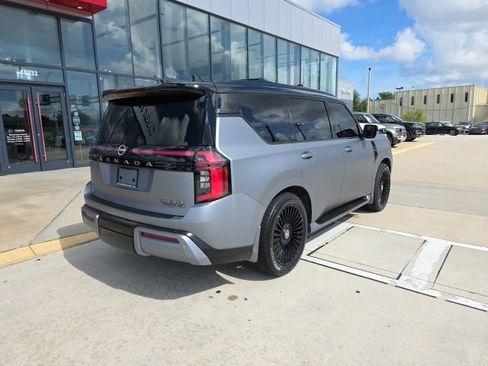 Used 2025 Nissan Armada Platinum Reserve RWD image 4