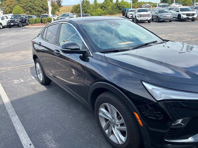 Used 2024 Buick Envista Preferred w/ Advanced Safety Package FWD image 4