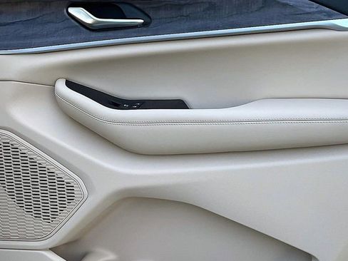 New 2025 Jeep Grand Cherokee Limited image 30