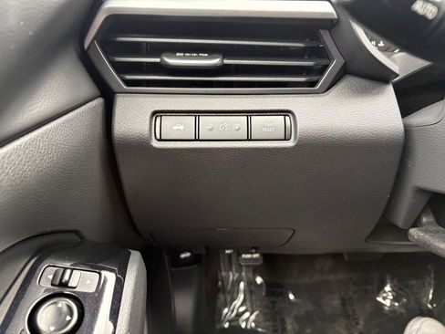 Used 2024 Nissan Altima 2.5 SR FWD image 22