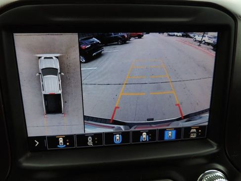 Certified 2022 GMC Sierra 2500 AT4 w/ AT4 Premium Plus Package image 38