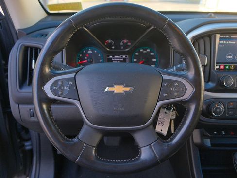 Used 2022 Chevrolet Colorado LT w/ Safety Package image 14