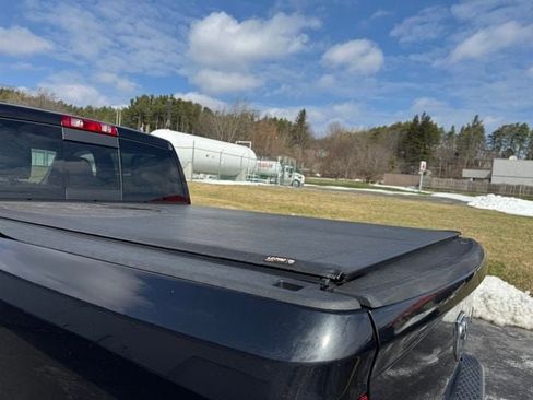 Used 2015 RAM 2500 SLT w/ SLT Plus D←cor Group image 44