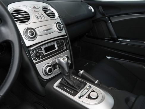 Used 2006 Mercedes-Benz SLR image 40
