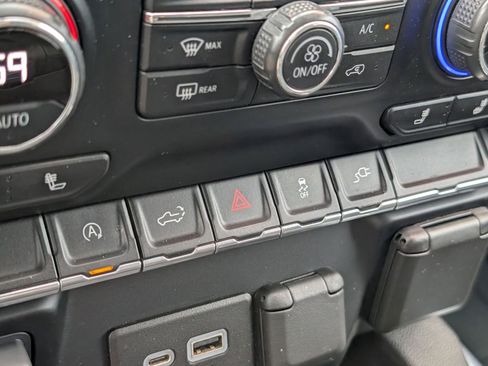 Used 2020 Chevrolet Silverado 1500 RST w/ All-Star Edition image 24