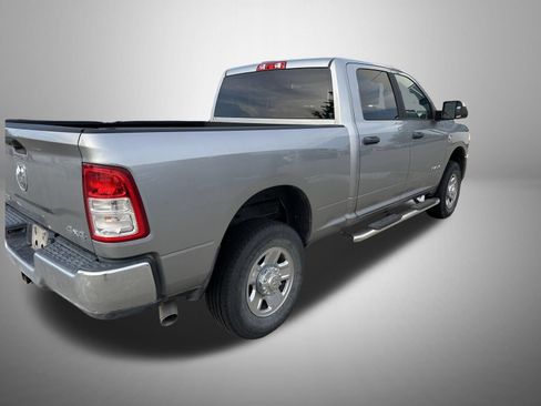 Used 2022 RAM 2500 Big Horn AWD/4WD image 2