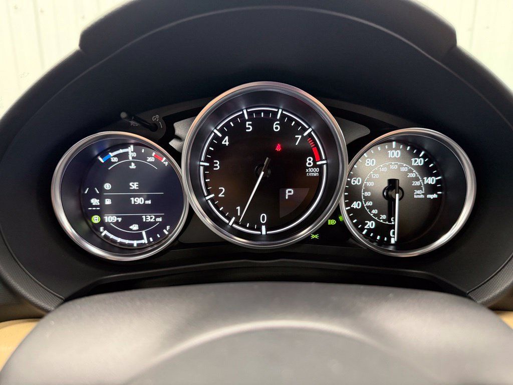 Used 2026 MAZDA MX-5 Miata RF Grand Touring RWD image 23