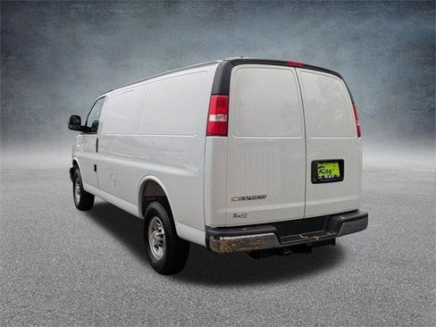 New 2025 Chevrolet Express 3500 w/ Driver Convenience Package image 6