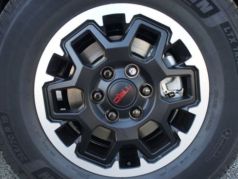 Used 2026 Toyota 4Runner TRD Off-Road AWD/4WD image 19