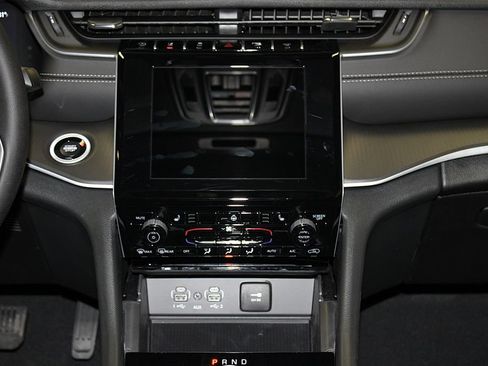 New 2026 Jeep Grand Cherokee L Laredo AWD/4WD image 14