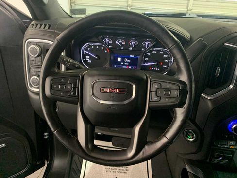 Used 2020 GMC Sierra 1500 AT4 w/ AT4 Premium Package AWD/4WD image 8