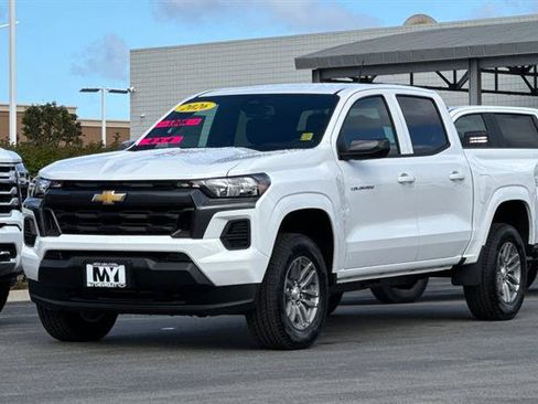New 2026 Chevrolet Colorado LT w/ Advanced Trailering Package AWD/4WD image 8