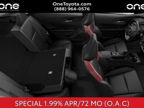 New 2026 Toyota Prius Plug-In Hybrid FWD image 32