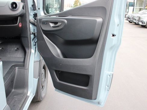 Used 2026 Mercedes-Benz Sprinter 2500 image 19