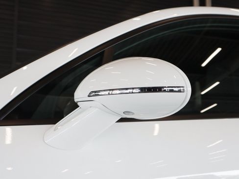 Certified 2026 Porsche Macan AWD/4WD image 29
