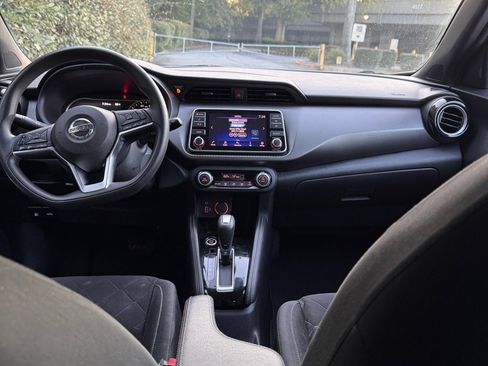 Used 2020 Nissan Kicks SV w/ Exterior Package image 20