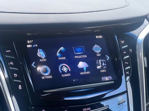 Used 2019 Cadillac Escalade ESV Luxury AWD/4WD image 11