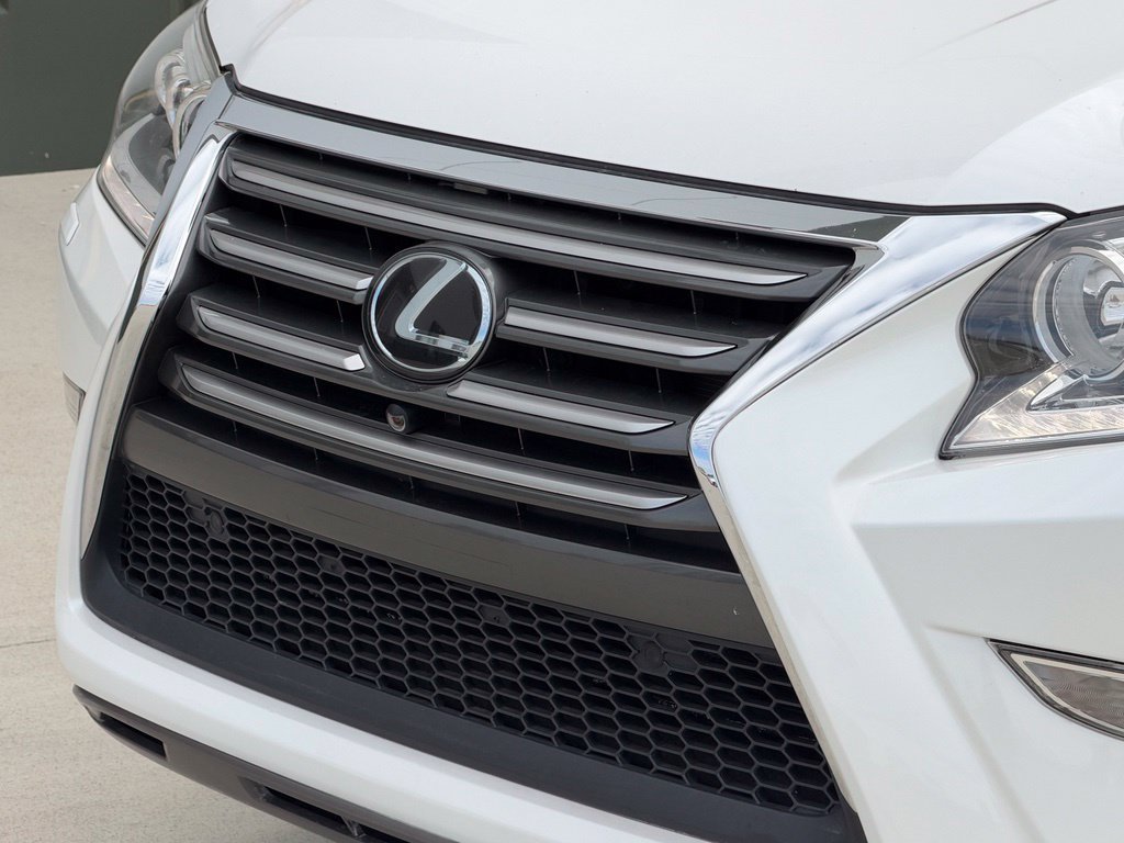 Used 2016 Lexus GX 460 Luxury AWD/4WD image 12