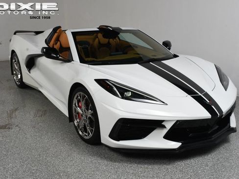 Used 2022 Chevrolet Corvette Stingray Premium Conv w/ Z51 Performance Package RWD image 1