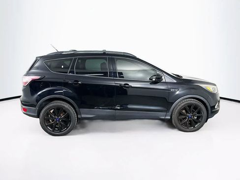 Used 2017 Ford Escape SE w/ SE Sport Appearance Package AWD/4WD image 26