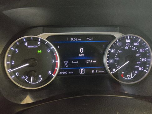 Used 2023 Nissan Sentra SV FWD image 23