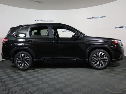 Used 2026 Subaru Forester Touring AWD/4WD image 4