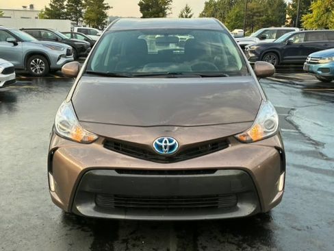 Used 2015 Toyota Prius V Three FWD image 2