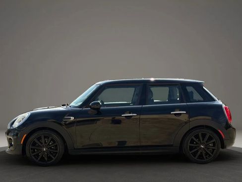Used 2016 MINI Cooper 4-Door Hardtop image 6