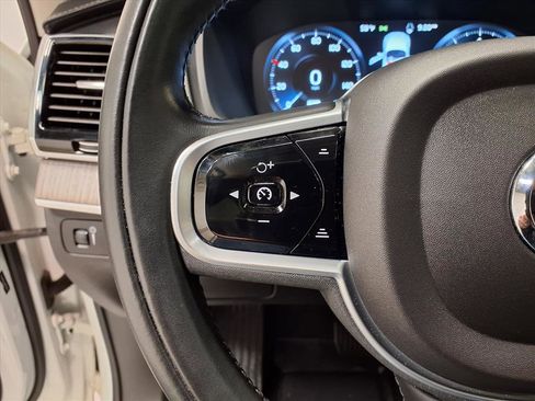 Used 2021 Volvo XC90 T6 Inscription w/ Climate Package image 18