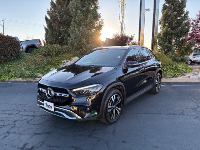 Used 2025 Mercedes-Benz GLA 250 image 1
