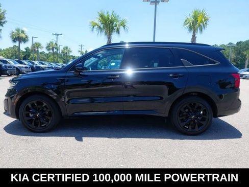 Certified 2023 Kia Sorento SX FWD image 8